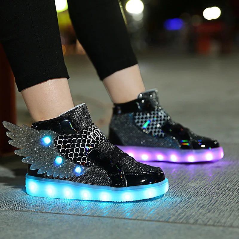 Zapatillas con luces y alas