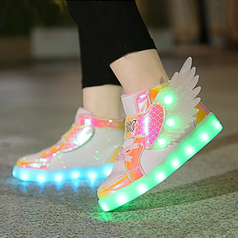 Zapatillas con luces y alas