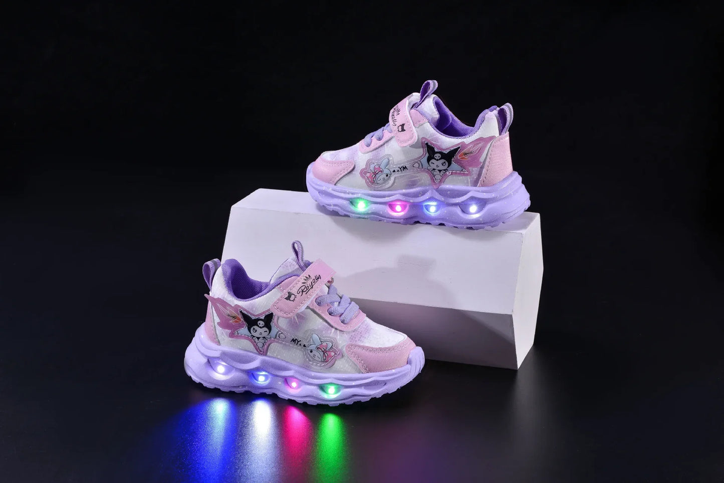 Zapatillas Kuromi con luz LED