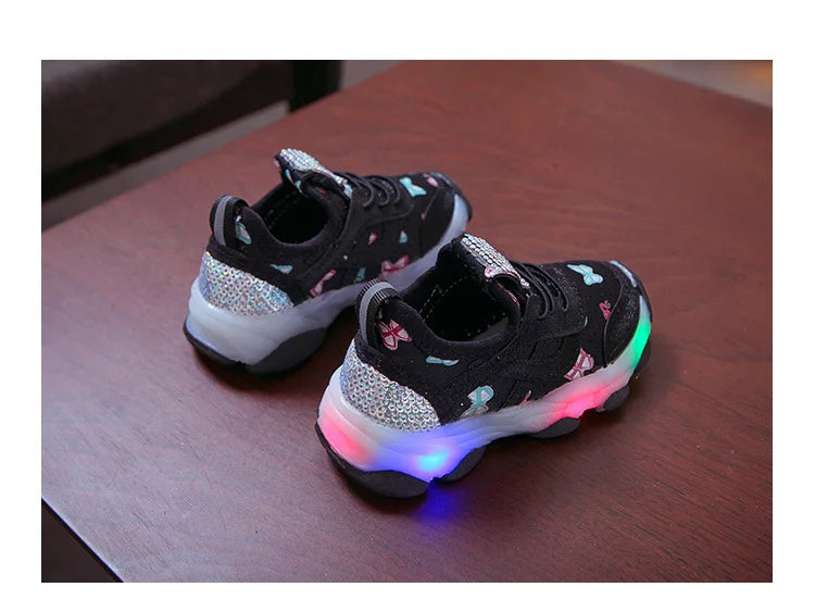 Zapatillas con luces LED – Estampado de Mariposas