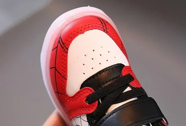 Zapatillas con luces Spiderman